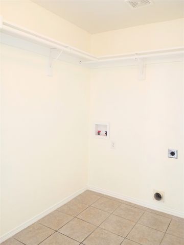 218 Jacob Court, Glenn Heights, TX 75154