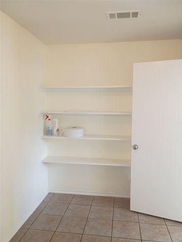 218 Jacob Court, Glenn Heights, TX 75154