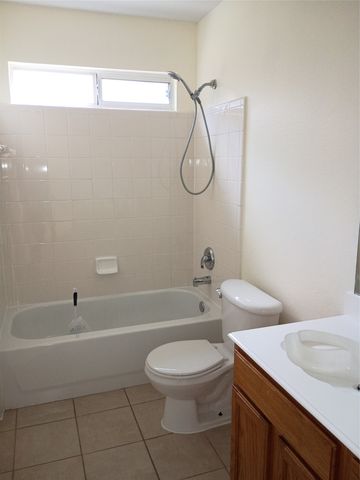 218 Jacob Court, Glenn Heights, TX 75154