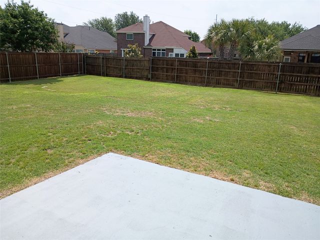 218 Jacob Court, Glenn Heights, TX 75154