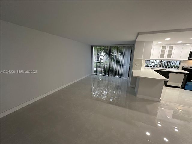 16919 N Bay Road 215, Sunny Isles Beach, FL 33160