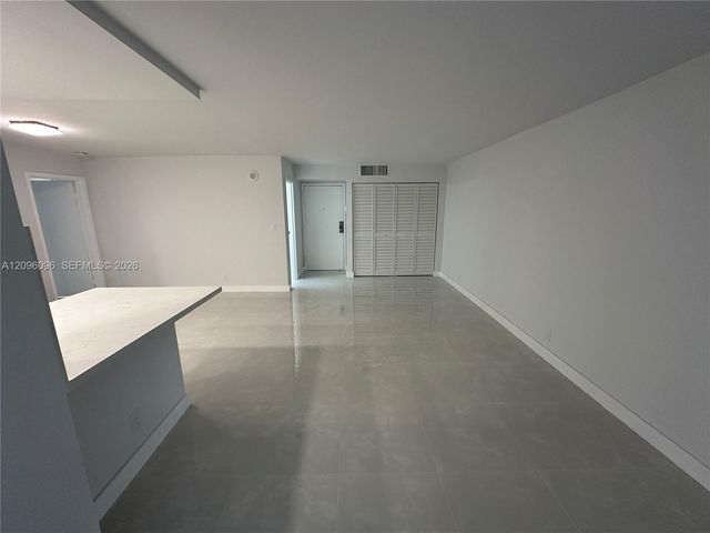 16919 N Bay Road 215, Sunny Isles Beach, FL 33160