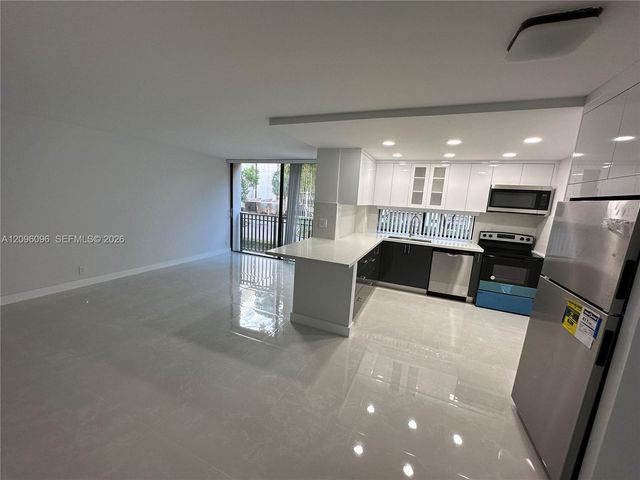 16919 N Bay Road 215, Sunny Isles Beach, FL 33160