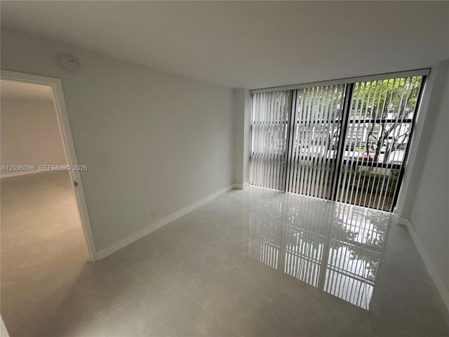 16919 N Bay Road 215, Sunny Isles Beach, FL 33160