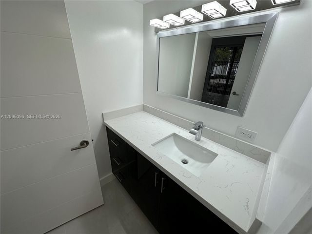 16919 N Bay Road 215, Sunny Isles Beach, FL 33160