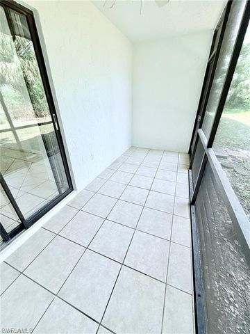 1420 Green Valley CIR 802, Naples, FL 34104