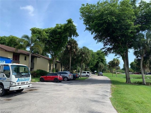 1420 Green Valley CIR 802, Naples, FL 34104