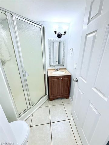 1420 Green Valley CIR 802, Naples, FL 34104