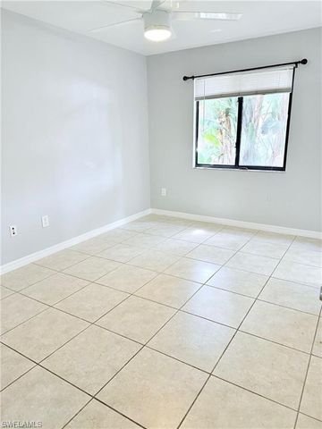 1420 Green Valley CIR 802, Naples, FL 34104
