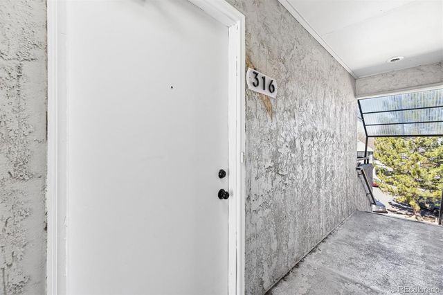 1820 Newland Court 316, Lakewood, CO 80214