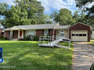 1219 W Thomas Street, Rocky Mount, NC 27804