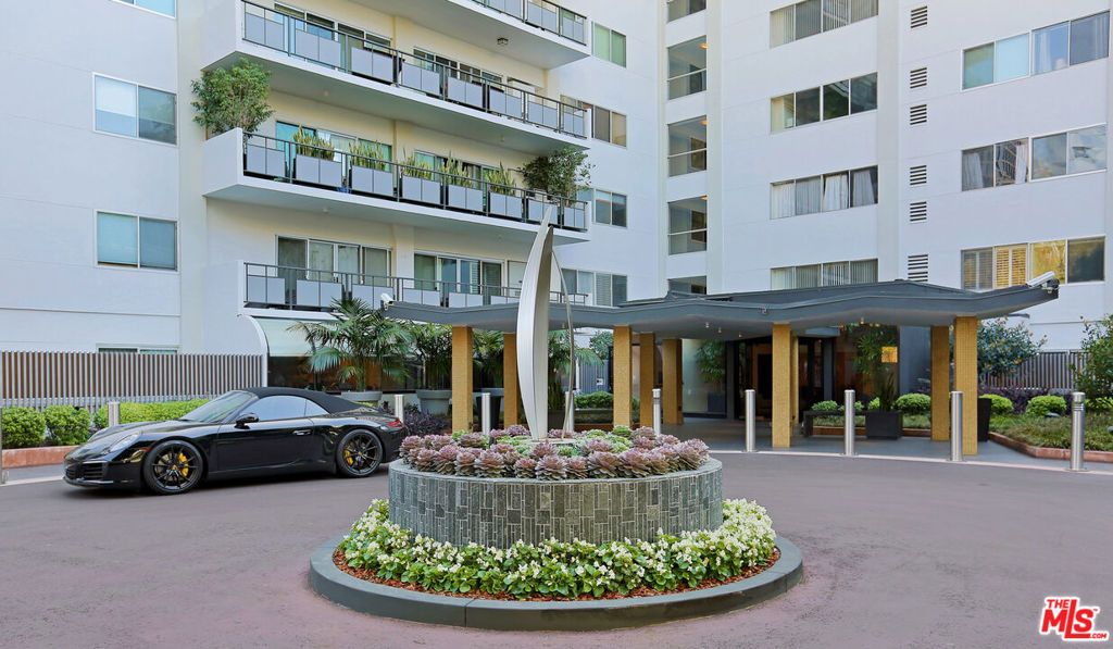 1155 N La Cienega Boulevard 1110, West Hollywood, CA 90069 — photo 2