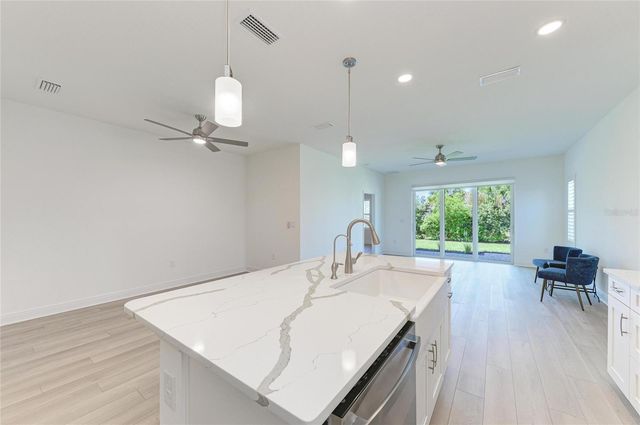 2521 STAR APPLE WAY, Sarasota, FL 34240