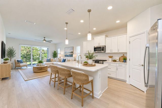 2521 STAR APPLE WAY, Sarasota, FL 34240