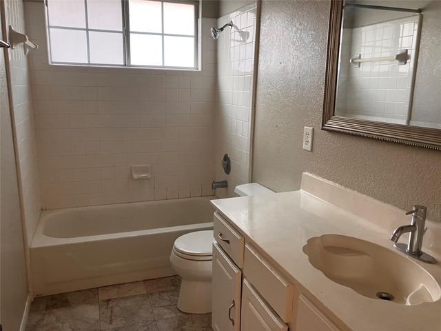 1717 Apache TRL, Round Rock, TX 78665