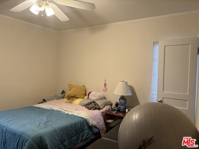 140 N Pass Avenue, Burbank, CA 91505