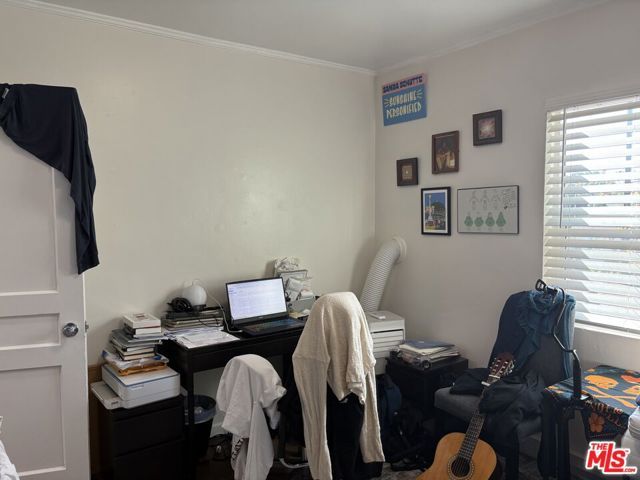 140 N Pass Avenue, Burbank, CA 91505