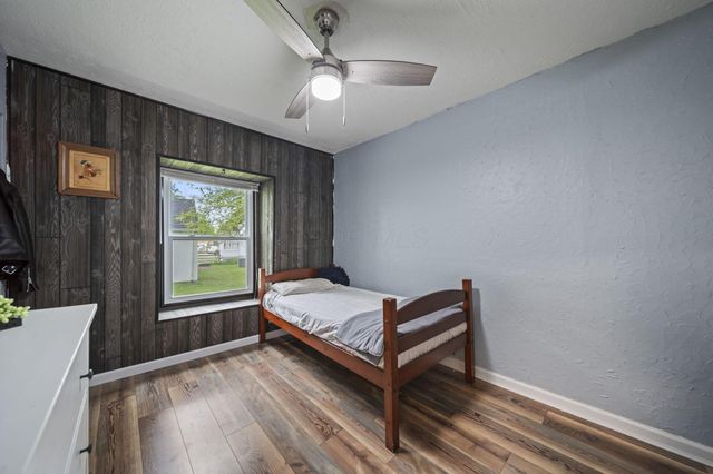 6732 London Groveport Road, Grove City, OH 43123