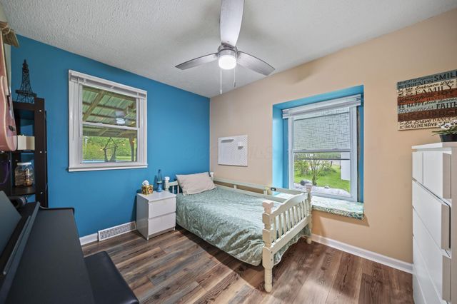 6732 London Groveport Road, Grove City, OH 43123