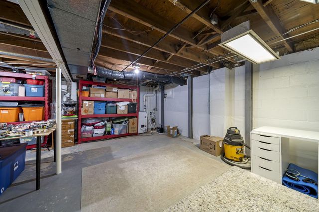 6732 London Groveport Road, Grove City, OH 43123