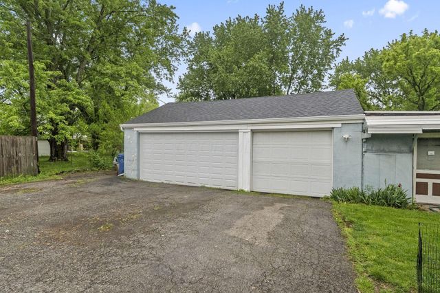 6732 London Groveport Road, Grove City, OH 43123