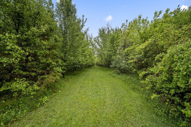 6732 London Groveport Road, Grove City, OH 43123