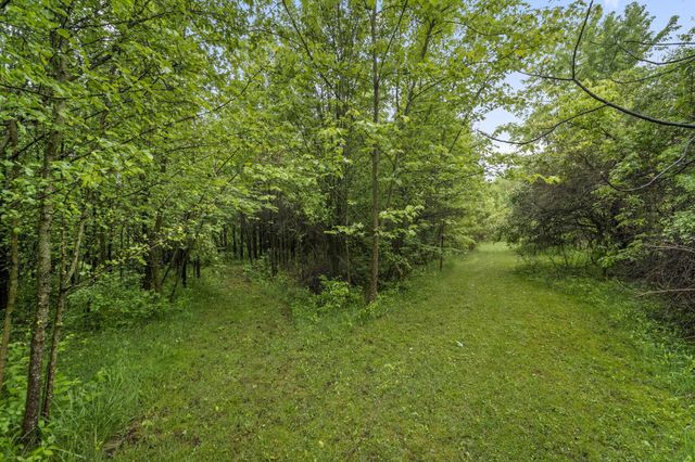 6732 London Groveport Road, Grove City, OH 43123