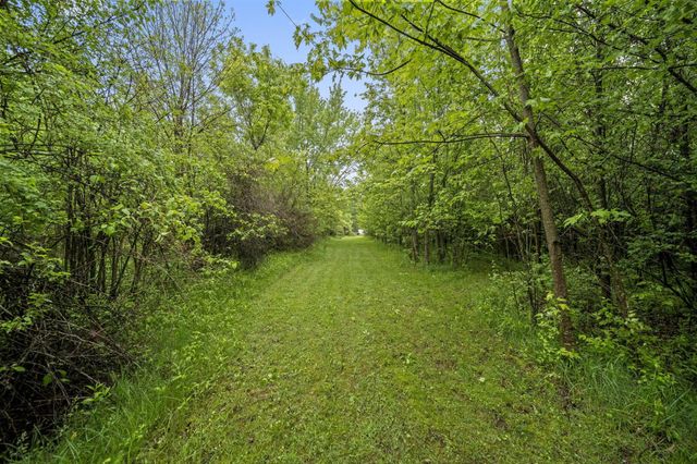 6732 London Groveport Road, Grove City, OH 43123