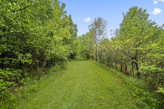 6732 London Groveport Road, Grove City, OH 43123