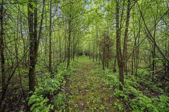 6732 London Groveport Road, Grove City, OH 43123