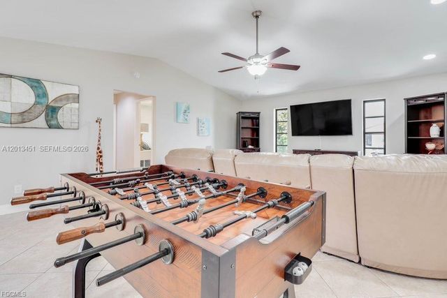 2518 SE 19th AVE, Cape Coral, FL 33904
