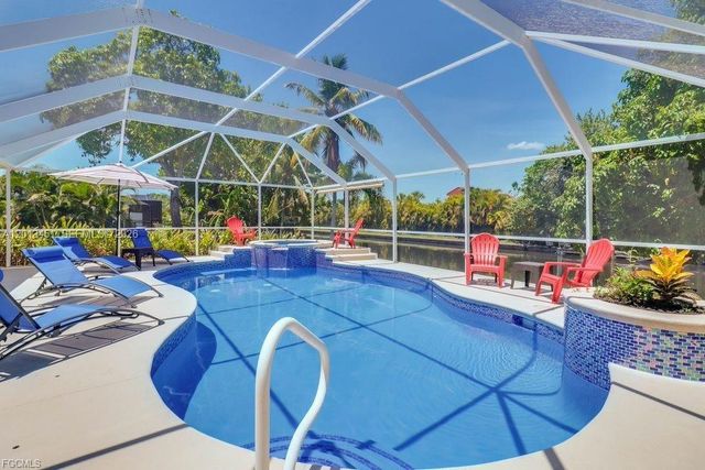 2518 SE 19th AVE, Cape Coral, FL 33904