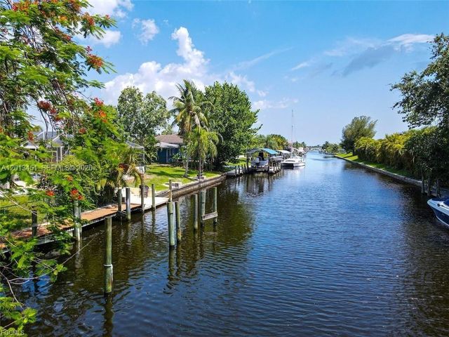 2518 SE 19th AVE, Cape Coral, FL 33904