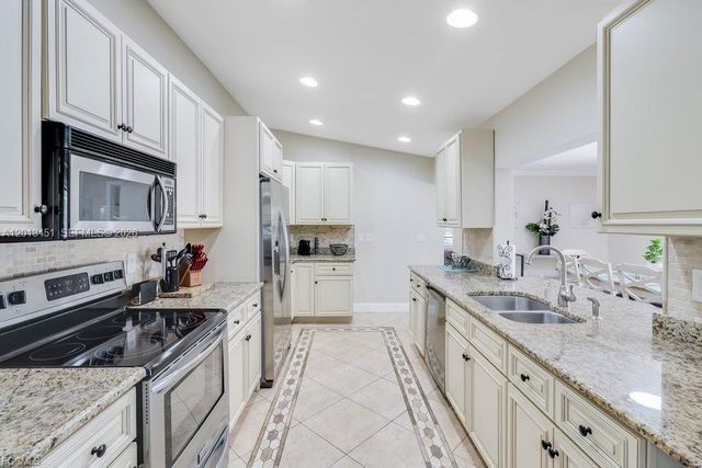 2518 SE 19th AVE, Cape Coral, FL 33904