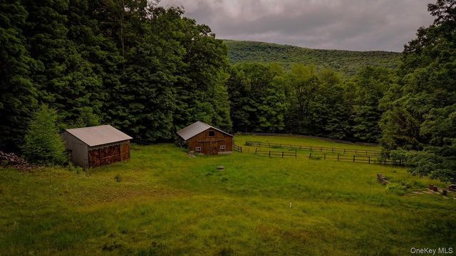 385 Sundown Road, Grahamsville, NY 12740