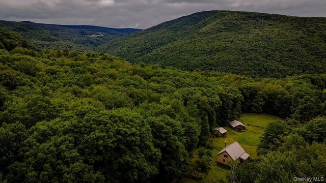 385 Sundown Road, Grahamsville, NY 12740
