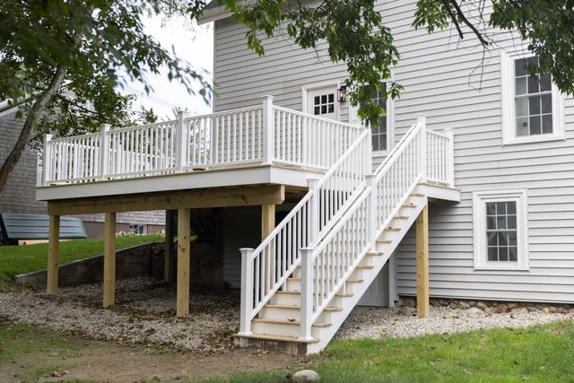 32 Spooner St, Easton, MA 02356