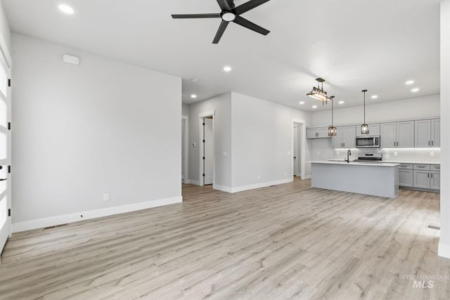 6817 W Ustick, Boise, ID 83704