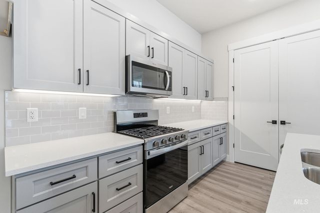 6817 W Ustick, Boise, ID 83704