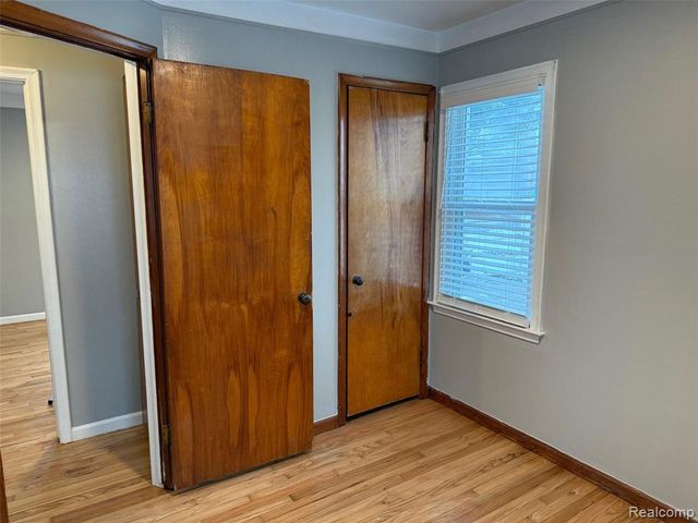 13870 Julius Avenue, Warren, MI 48089