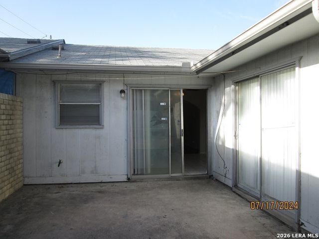 4431 MYRNA DR, San Antonio, TX 78218