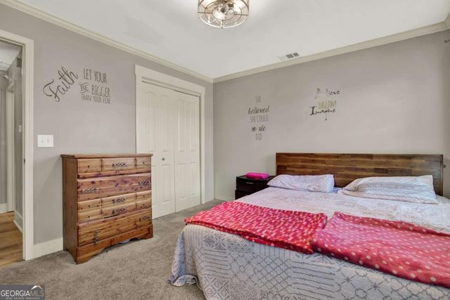 22 Ravenfield Road, Taylorsville, GA 30178