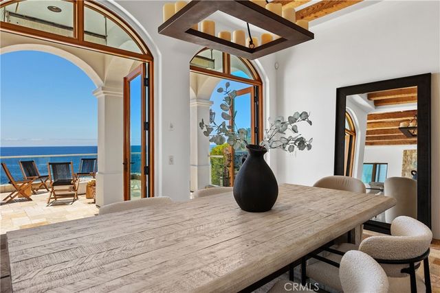 10 S La Senda, Laguna Beach, CA 92651