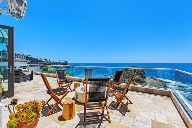 10 S La Senda, Laguna Beach, CA 92651