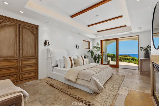 10 S La Senda, Laguna Beach, CA 92651