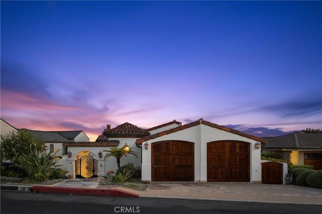 10 S La Senda, Laguna Beach, CA 92651