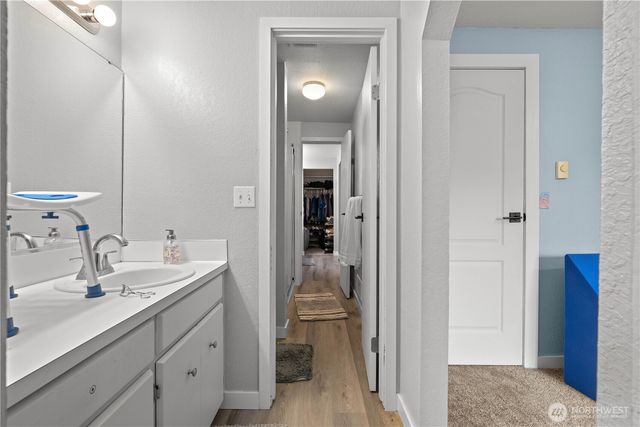 2621 Mountain View Avenue W #9B, Tacoma, WA 98466