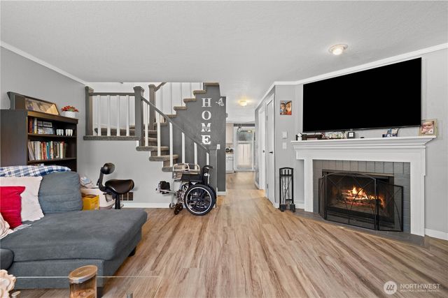 2621 Mountain View Avenue W #9B, Tacoma, WA 98466