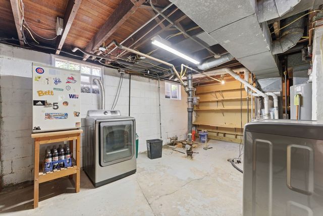940 Jones Street, Bettendorf, IA 52722