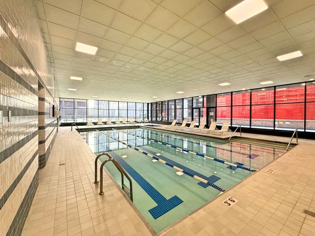 211 E Ohio Street 2707, Chicago, IL 60611